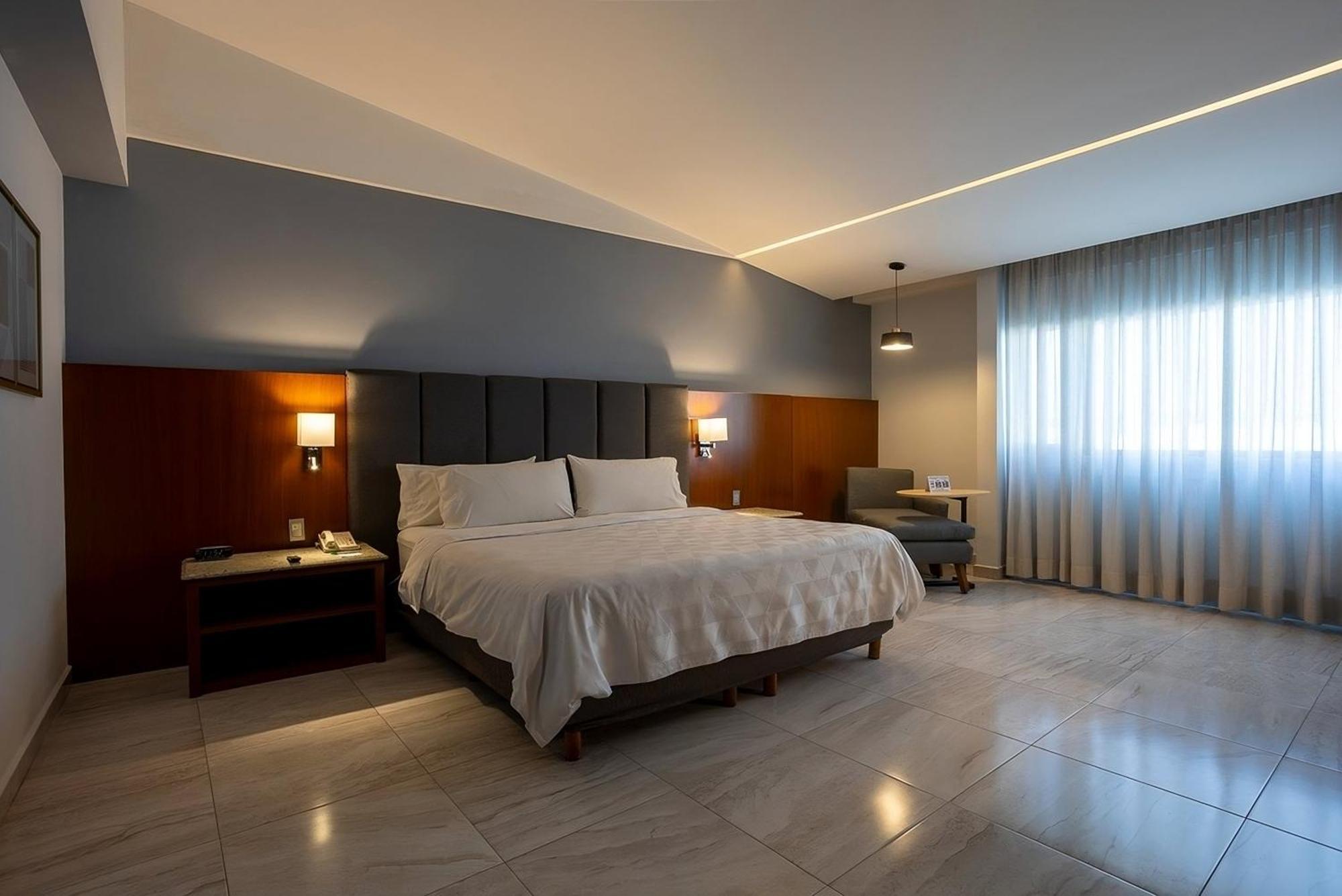 Holiday Inn Puebla Finsa By Ihg Eksteriør billede