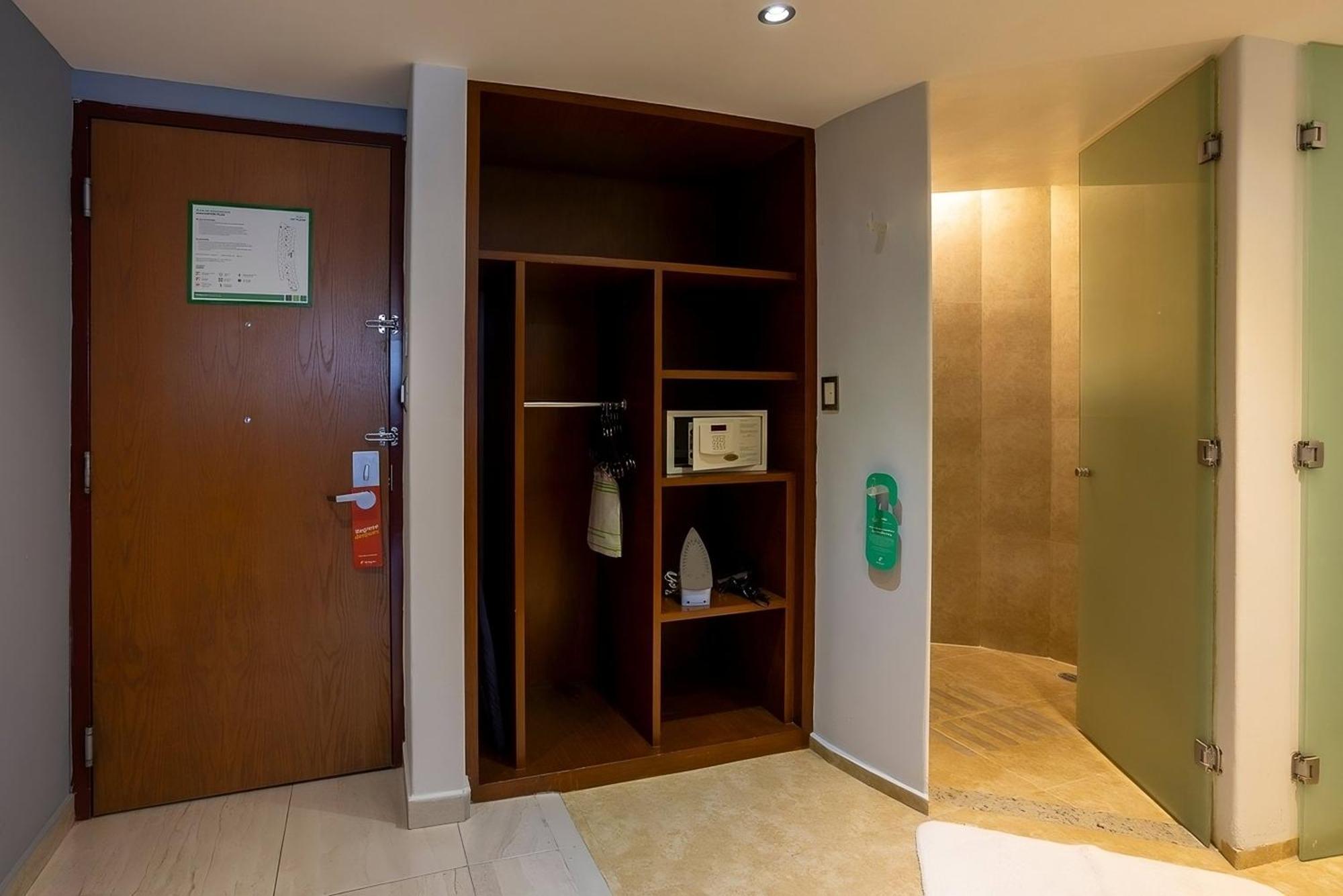 Holiday Inn Puebla Finsa By Ihg Eksteriør billede