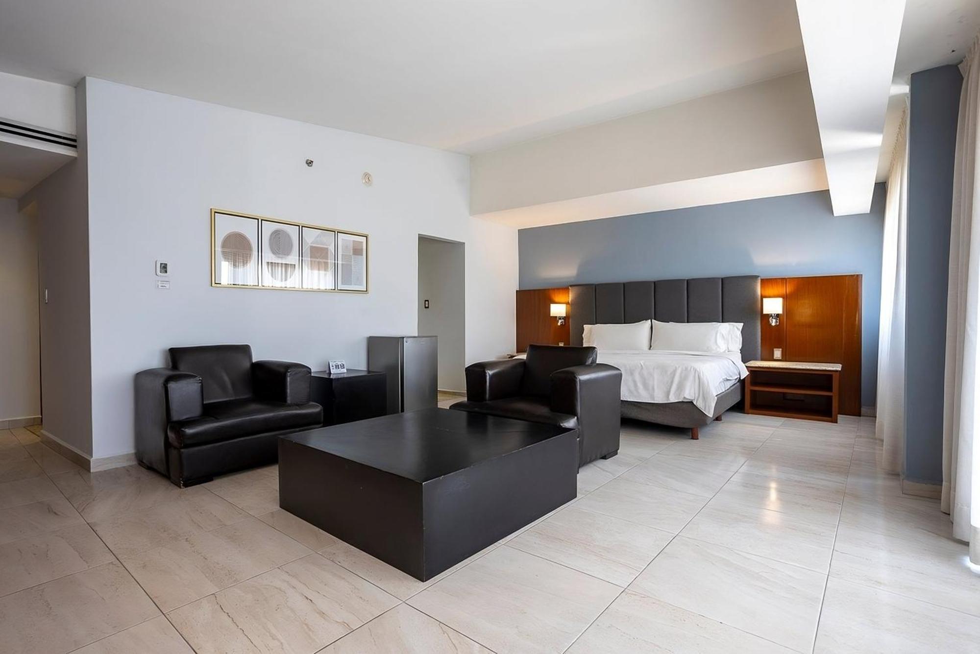Holiday Inn Puebla Finsa By Ihg Eksteriør billede